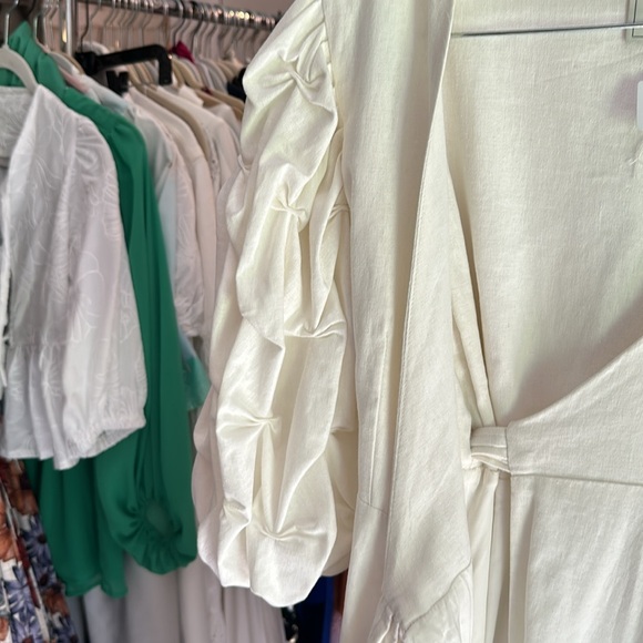 Eugenia Fernández Long Linen Dress - Picture 3 of 6